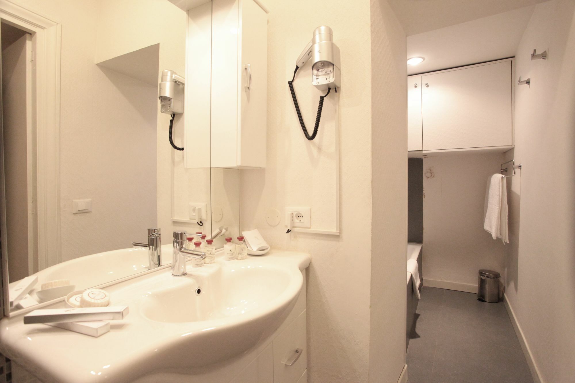 Luxury Fashion Suites روما المظهر الخارجي الصورة