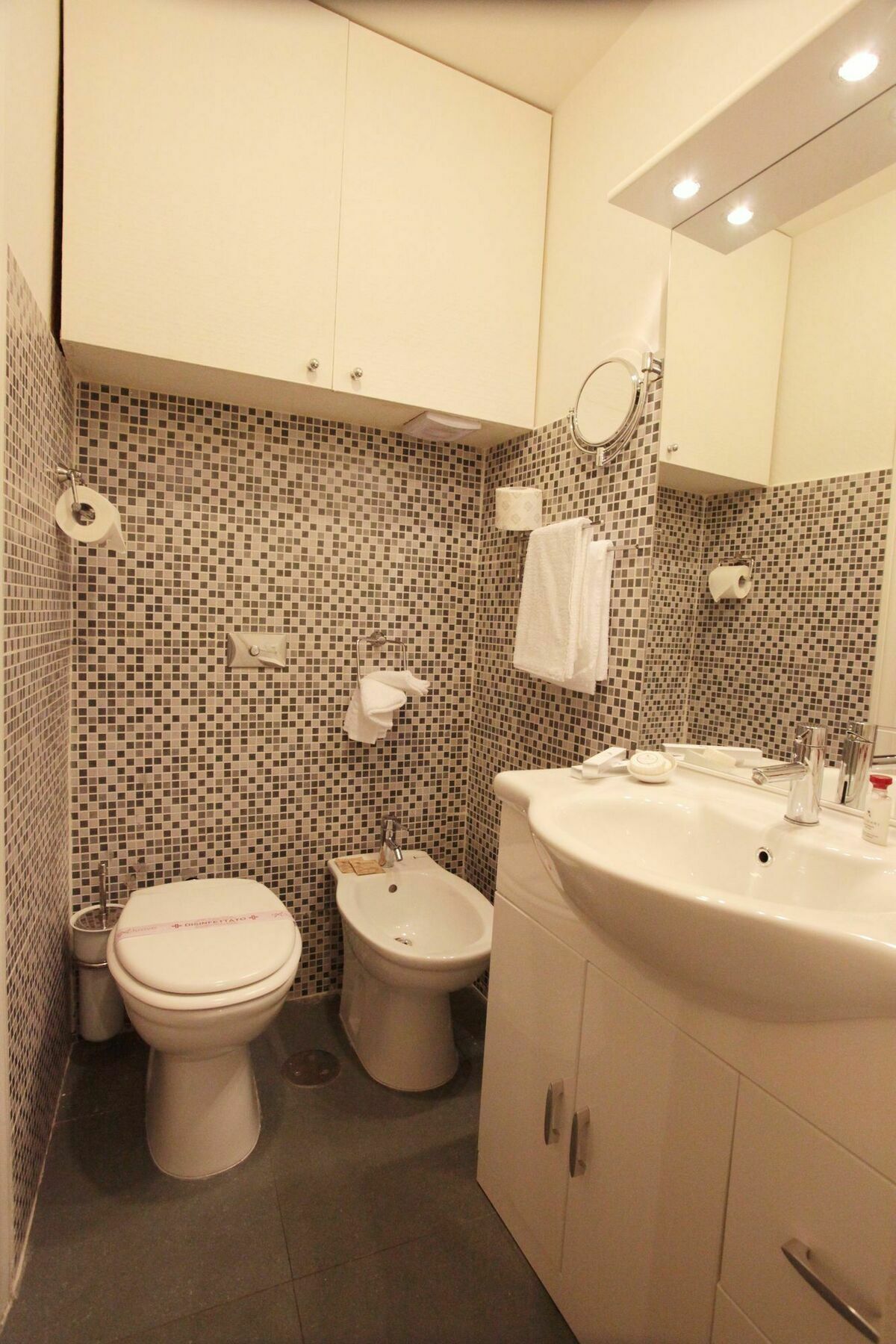 Luxury Fashion Suites روما المظهر الخارجي الصورة